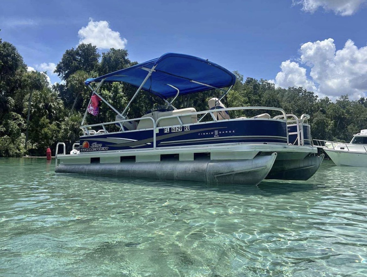 Roadrunner blue pontoon boat rental Boca Raton