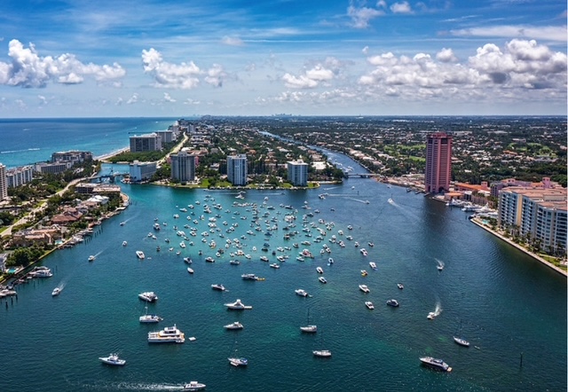 Family enjoying a Boca Raton boat rental day