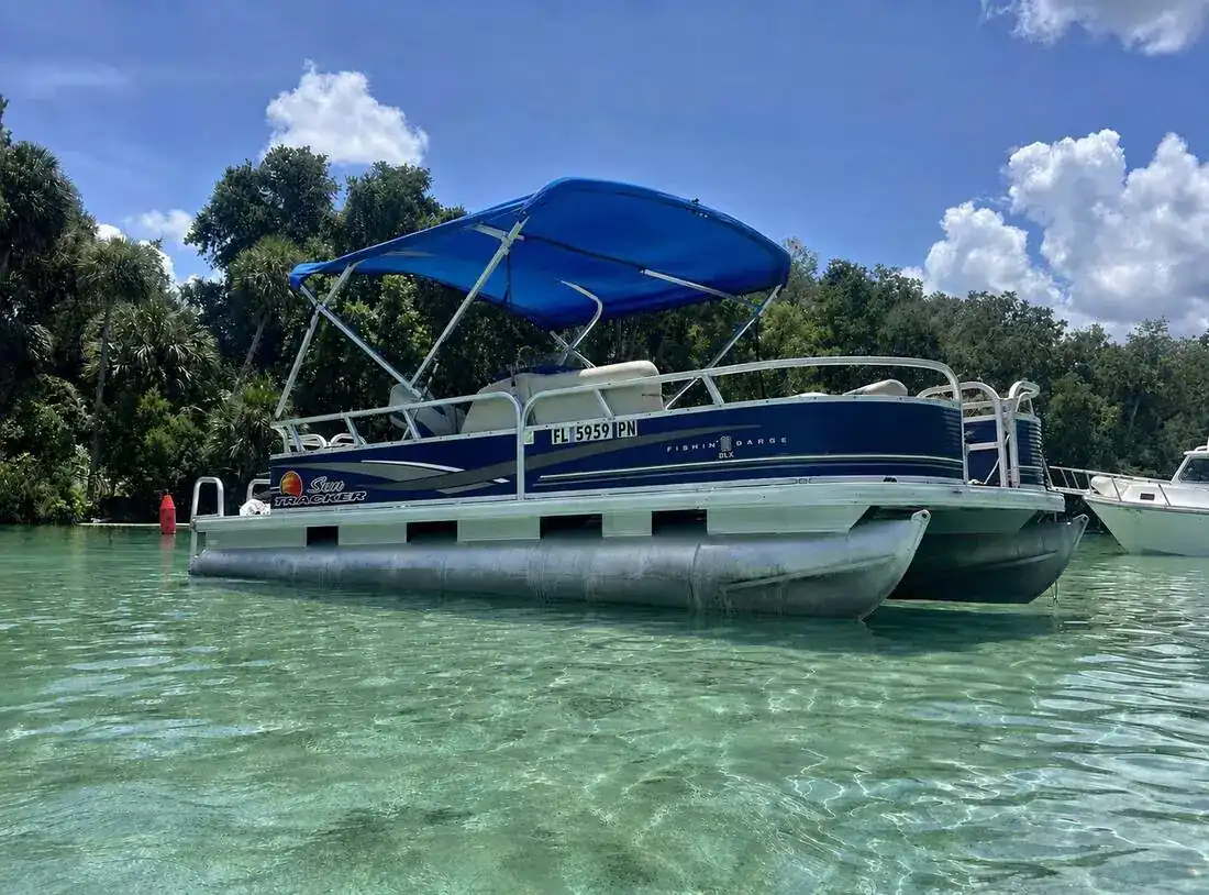 Roadrunner blue pontoon boat rental Boca Raton
